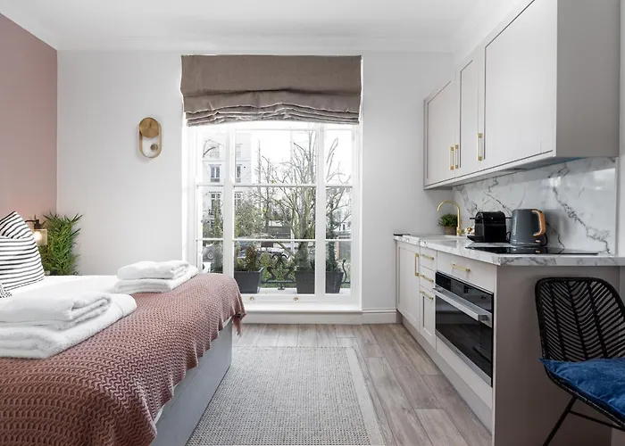 Notting Hill By Capital